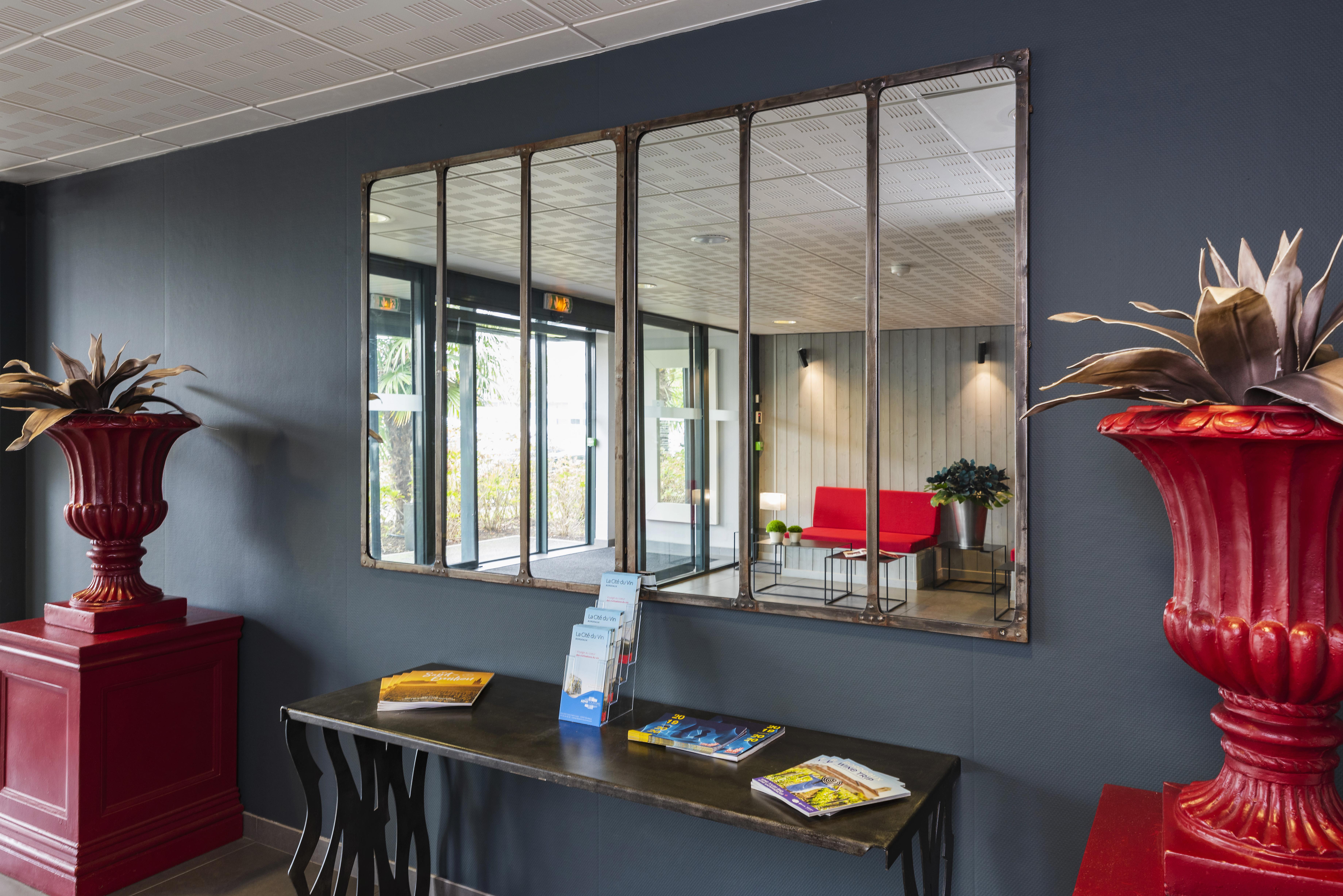 Teneo Apparthotel Bordeaux Merignac - Aeroport Exterior photo