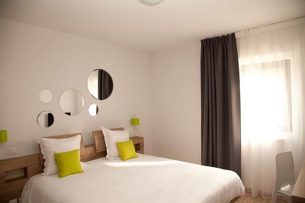 Teneo Apparthotel Bordeaux Merignac - Aeroport Exterior photo